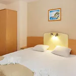 Diamond Sunny ساني بيتش