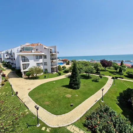 Apart-hotel Diamond 4*