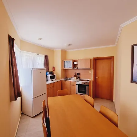 Diamond Hotel Sunny Beach - Free Parking