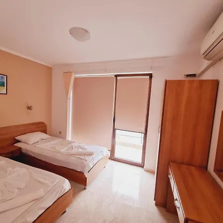 Diamond Apartments